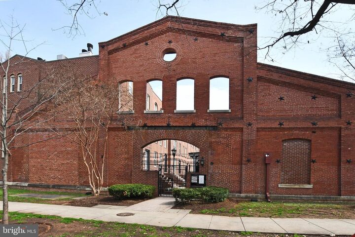 Property Photo:  35 14th Street NE 35  DC 20002 