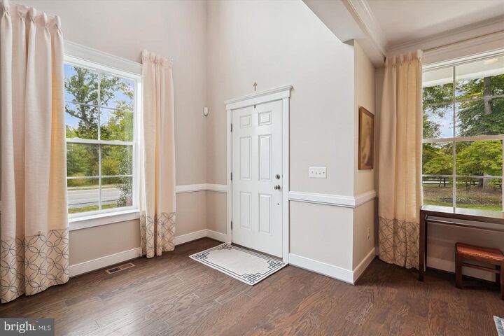 Property Photo:  16921 Purcellville Road  VA 20132 