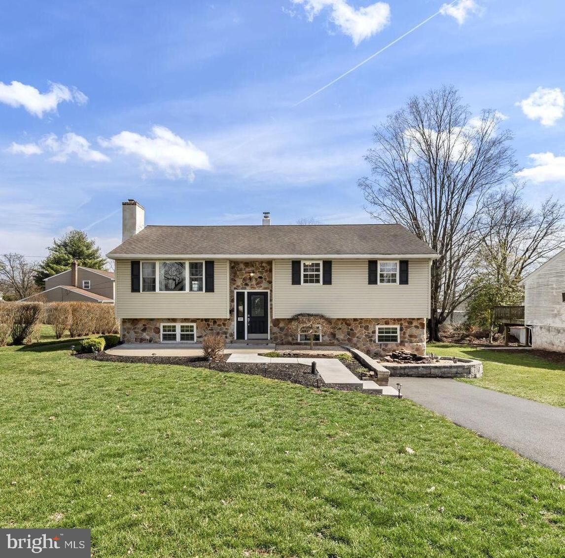 Property Photo:  205 Hickory Lane  PA 19518 