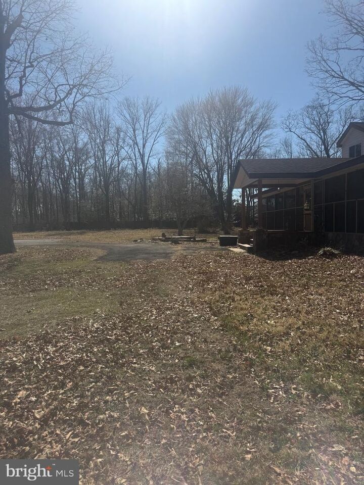 Property Photo:  18330 Possum Point Road  VA 22026 