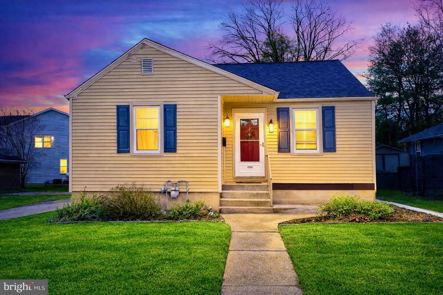 Property Photo:  406 Victoria Street  NJ 08028 