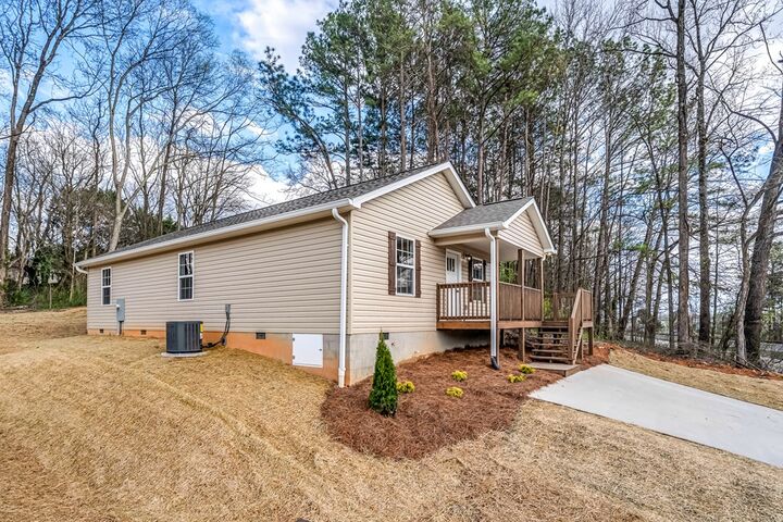 Property Photo: 1620 Waring Road GA 30721