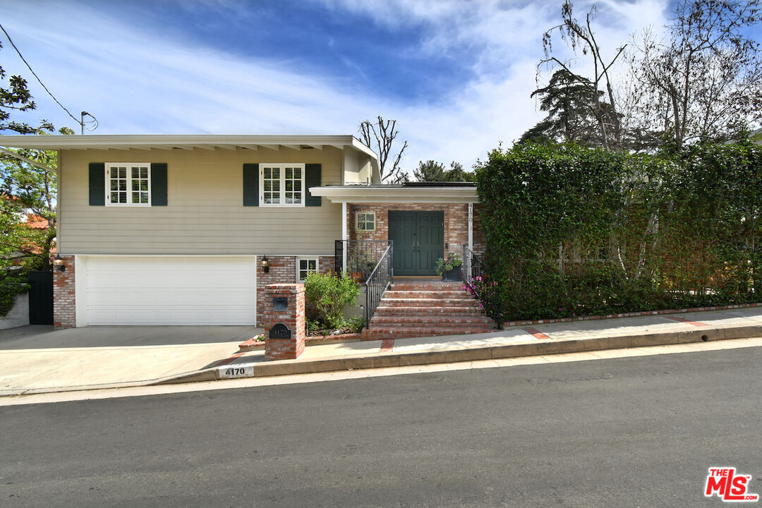 Property Photo:  4170 Crisp Canyon Rd  CA 91403 