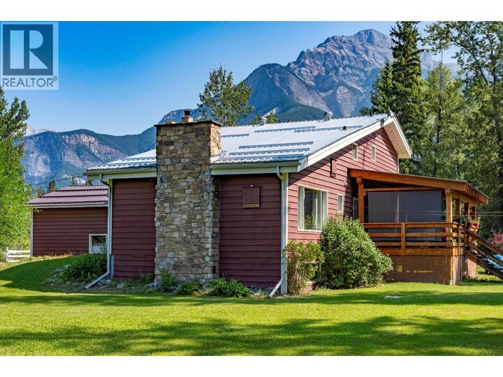 Property Photo: 1732 Oberg Johnson Road BC V0A 1H1