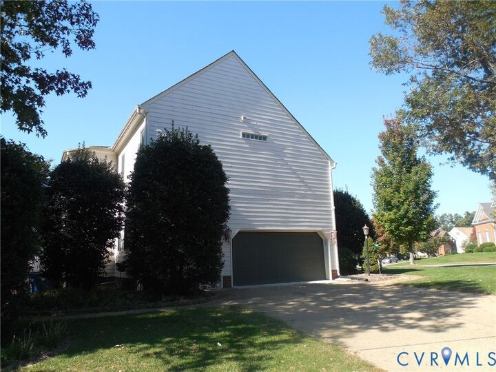 Property Photo:  5013 Harvest Glen Court  VA 23059 
