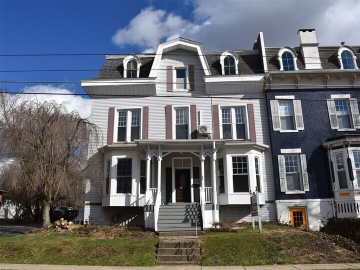 Property Photo: 915 Liberty Street PA 16335