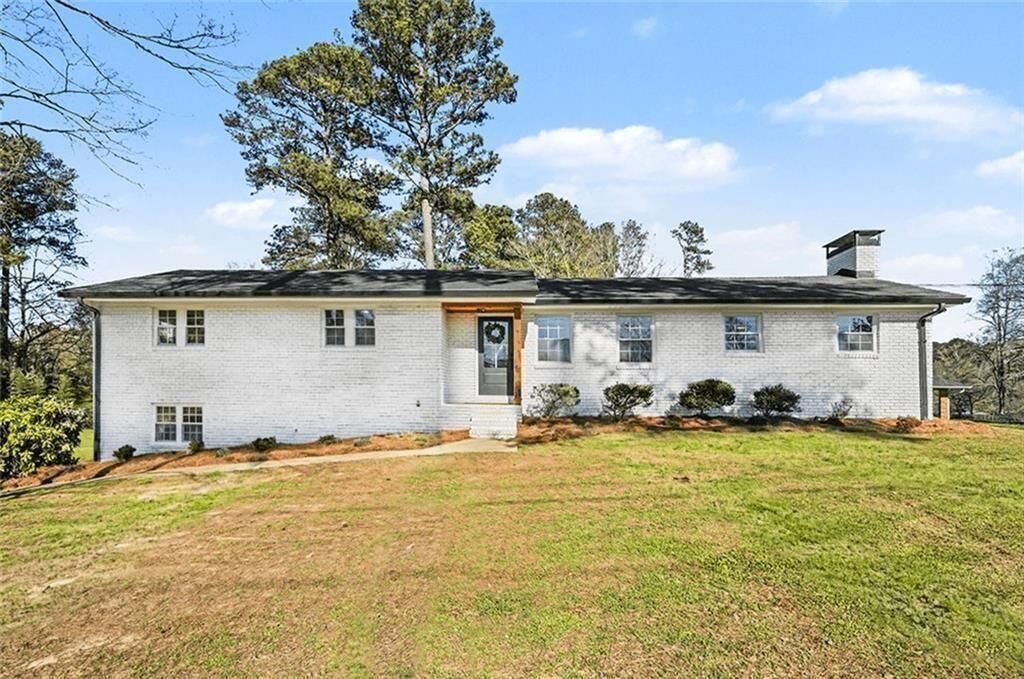 Property Photo: 3680 Bells Ferry Road NW GA 30144