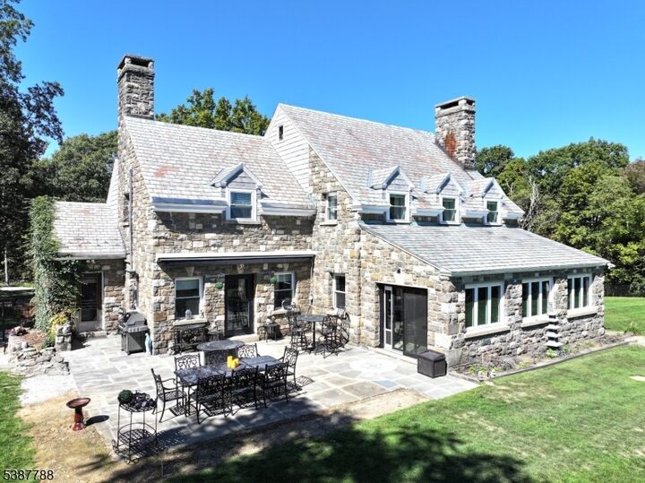 Property Photo:  30 Ramsey Rd  NJ 07461 