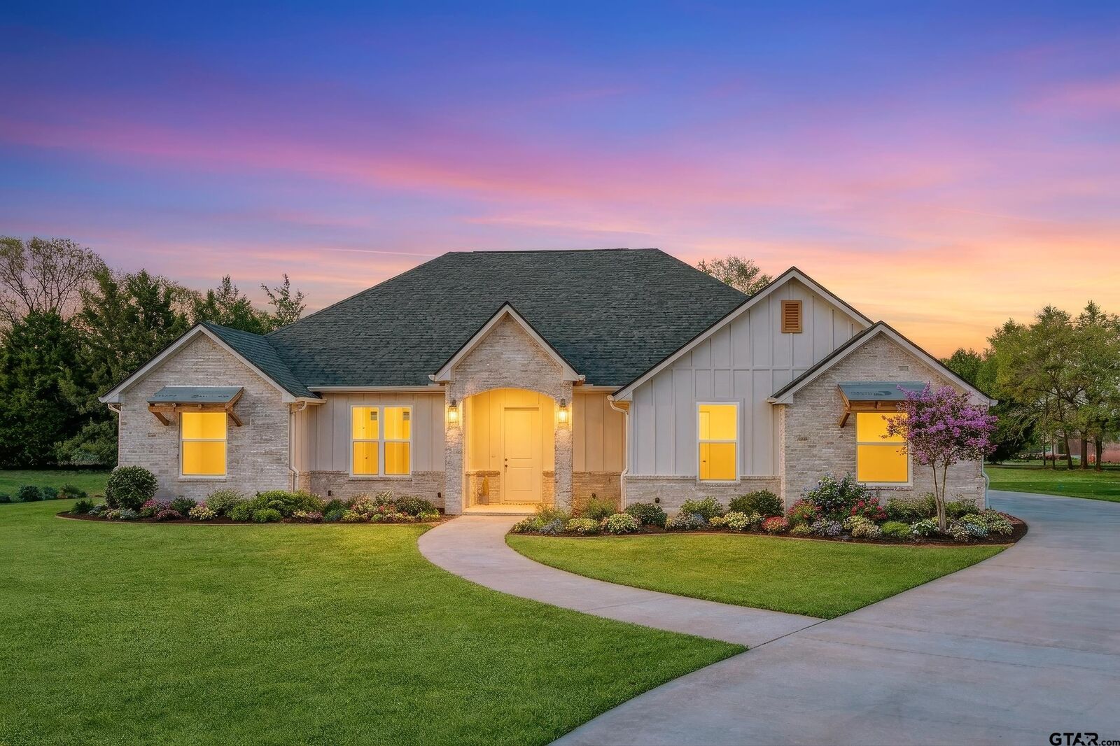 Property Photo: 13946 Cedar Vista Lane TX 75704