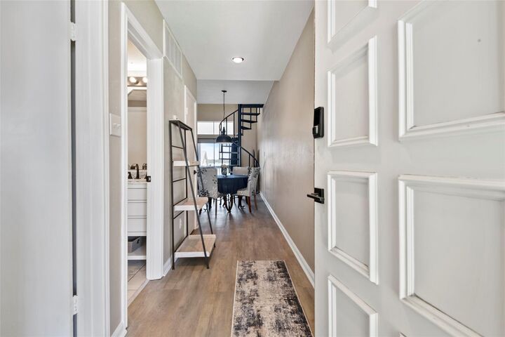 Property Photo:  162 April Point Drive S  TX 77356 