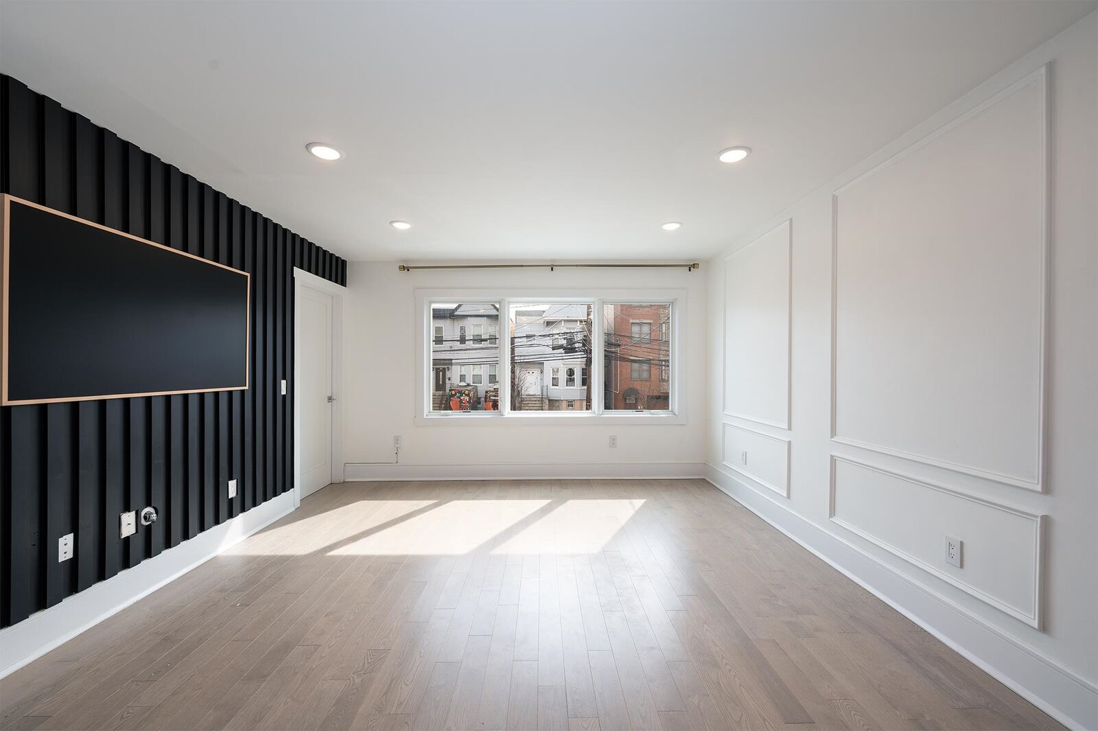 Property Photo:  309 Palisade Ave 2  NJ 07087 