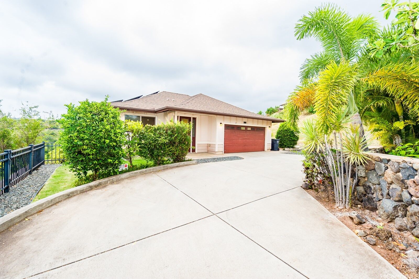 Property Photo: 92-640 Welo Street HI 96707