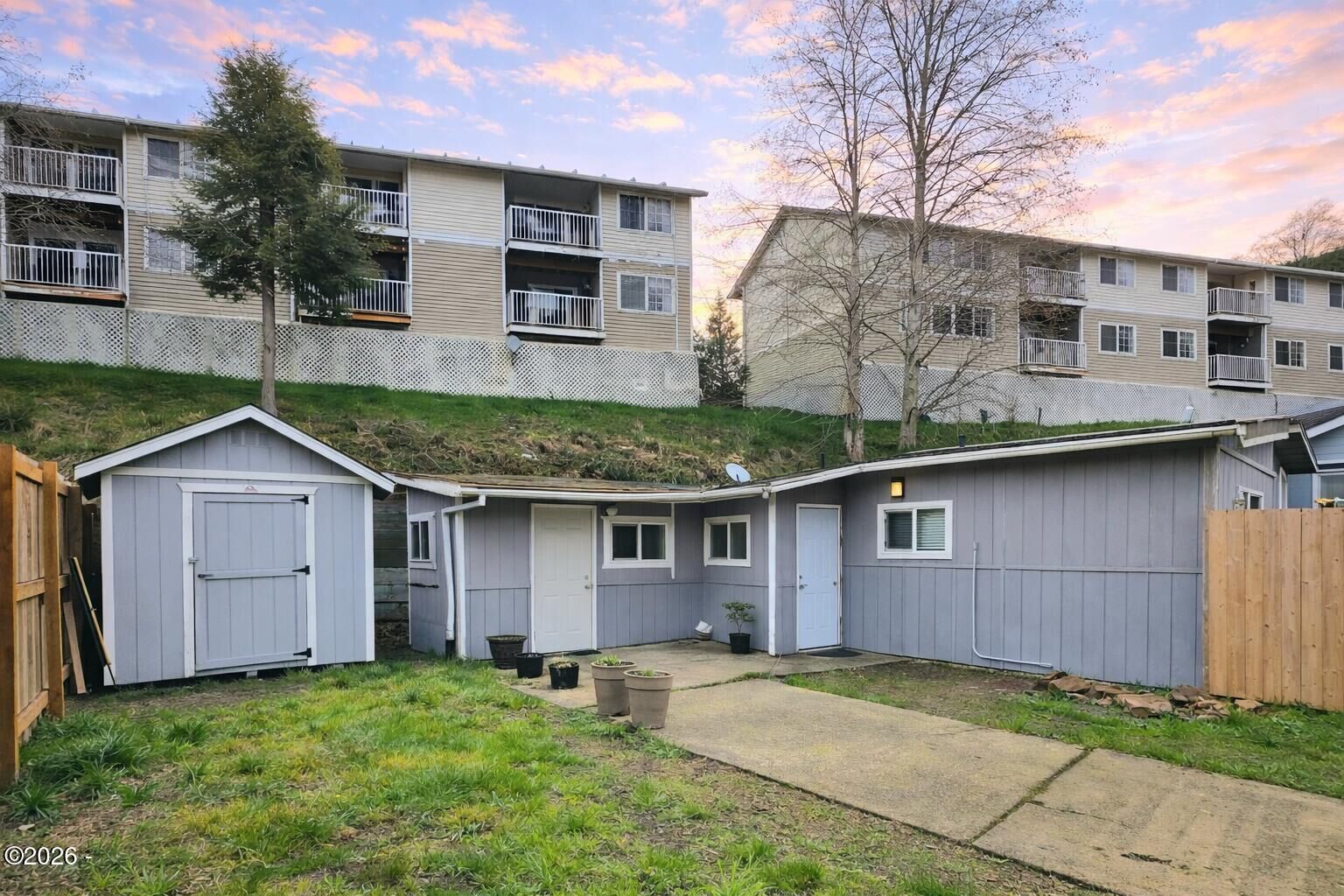 Property Photo:  2433 NE 29th Street  OR 97367 