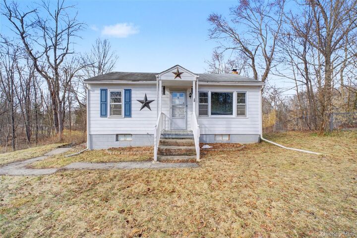 Property Photo:  566 Old State Road  NY 12590 