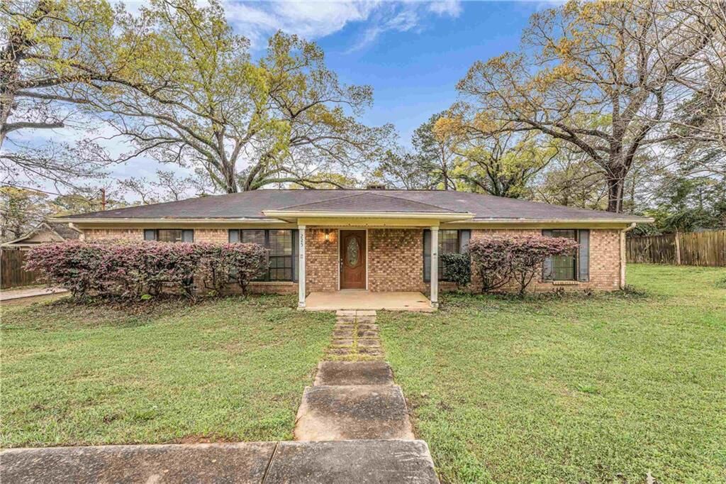 Property Photo:  225 Denise Lane  AL 36527 