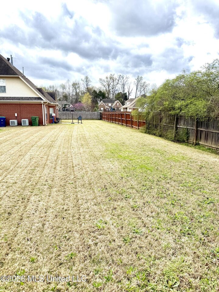 Property Photo:  911 Clair Cove  MS 38632 