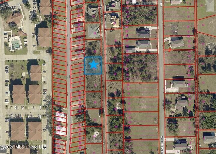 Property Photo: 18 Pelican Cove Lane MS 39560