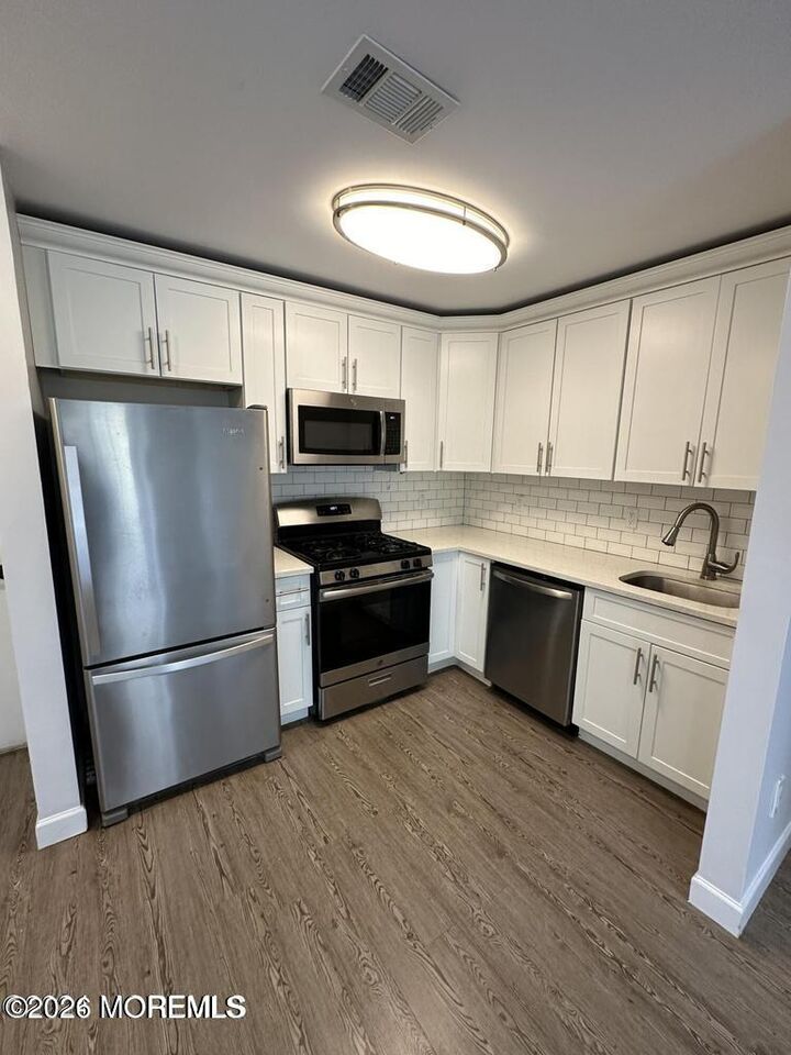 Property Photo:  76 Des Moines Court  NJ 07712 