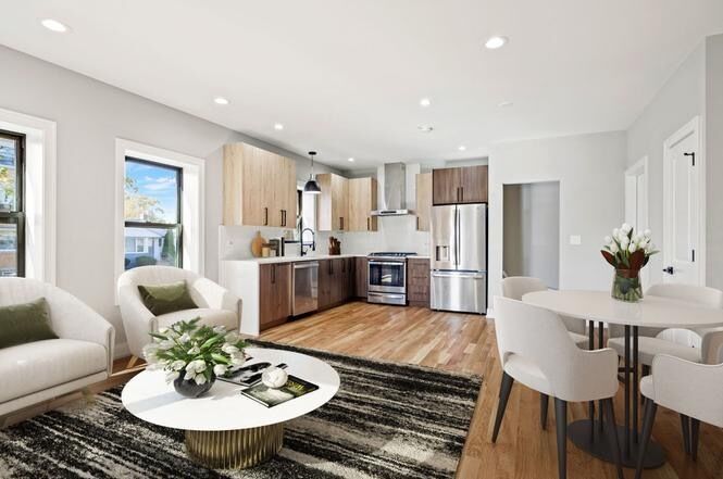 Property Photo:  6223 N Albany Avenue C  IL 60659 