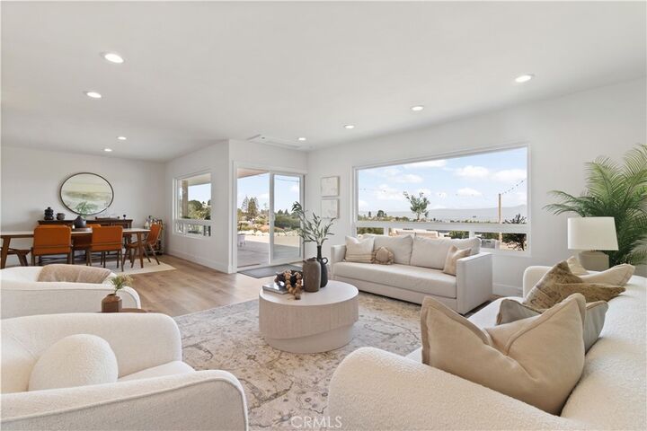 Property Photo:  28829 Crestridge  CA 90275 