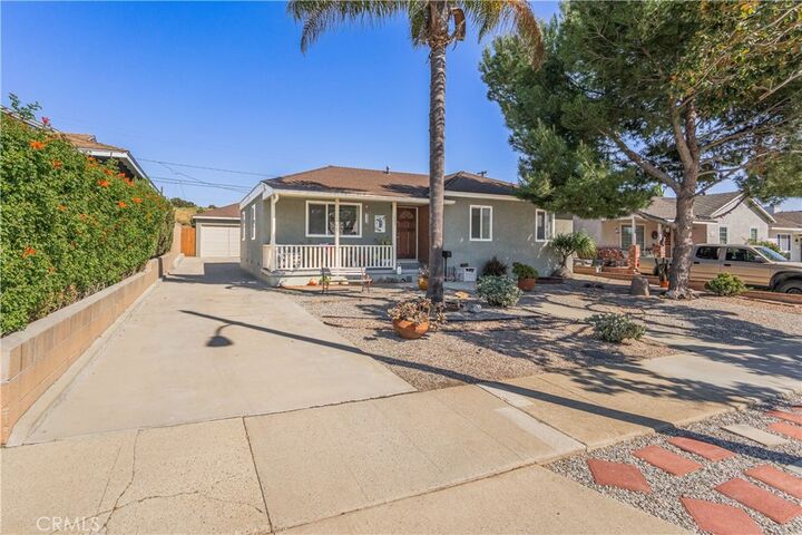 Property Photo: 1004 Firmona CA 90278