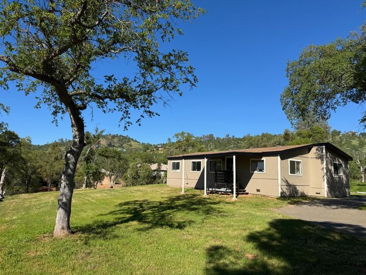 Property Photo:  13600 Pino Court  CA 95329 