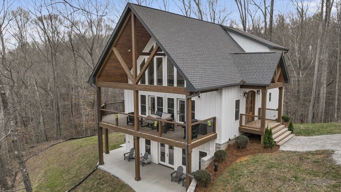 Property Photo:  222 Hidden Hallow Cove  TN 37330 