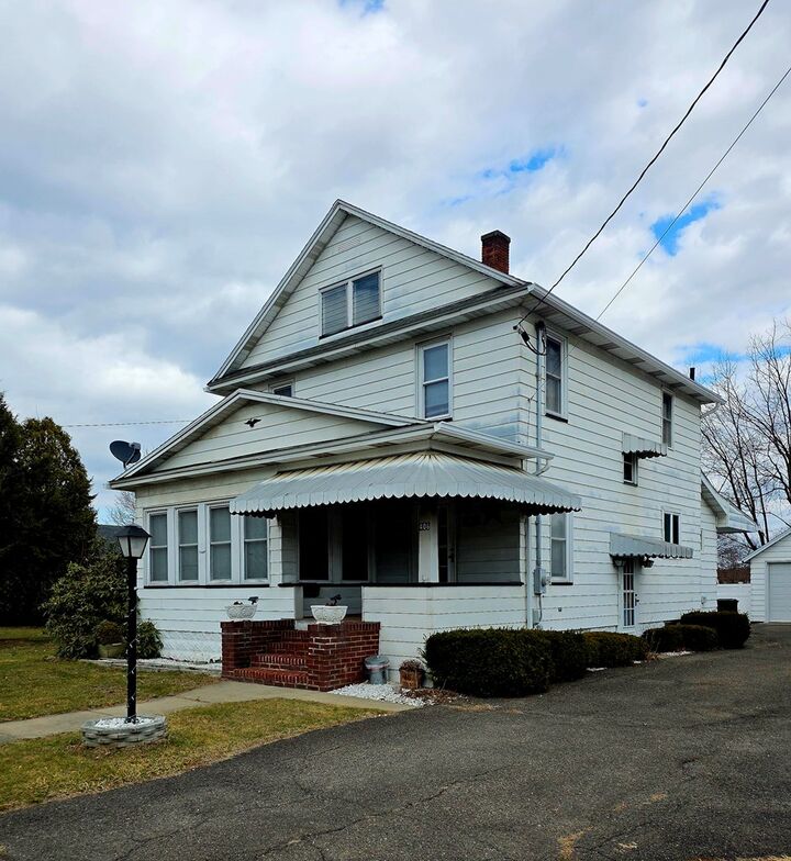 Property Photo:  406 North Keystone Ave  PA 18840 