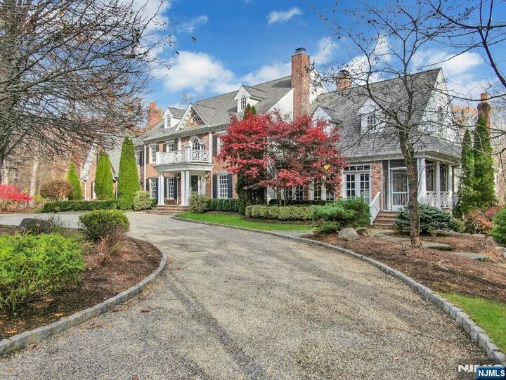 Property Photo:  7 Charlden Drive  NJ 07458 