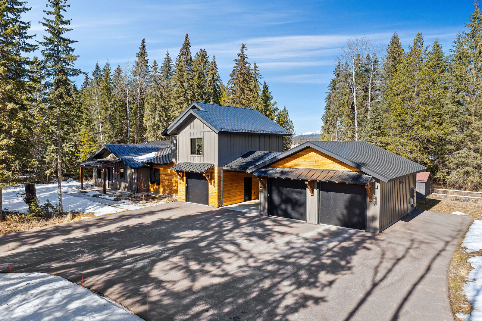 Property Photo:  757 Lodgepole Road  MT 59937 