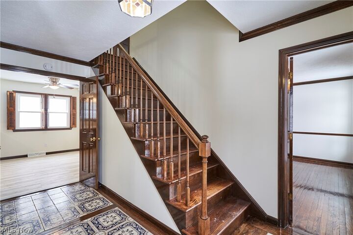 Property Photo:  8712 Bradford Lane  OH 44141 