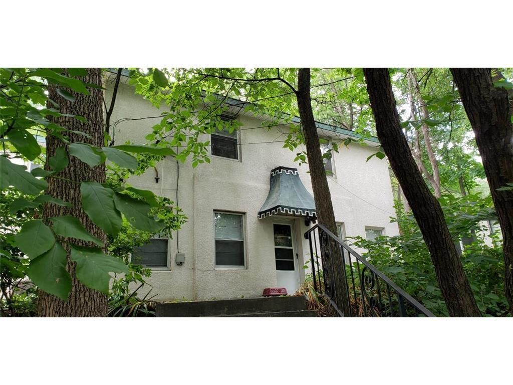 Property Photo: 686 Lexington Parkway S MN 55116