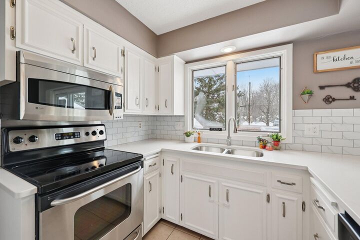 Property Photo: 6515 Olympia Street MN 55427