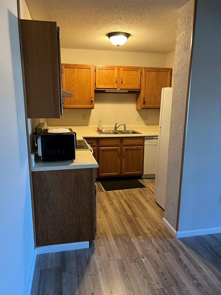 Property Photo:  807 Woodwinds Court  MO 63501 