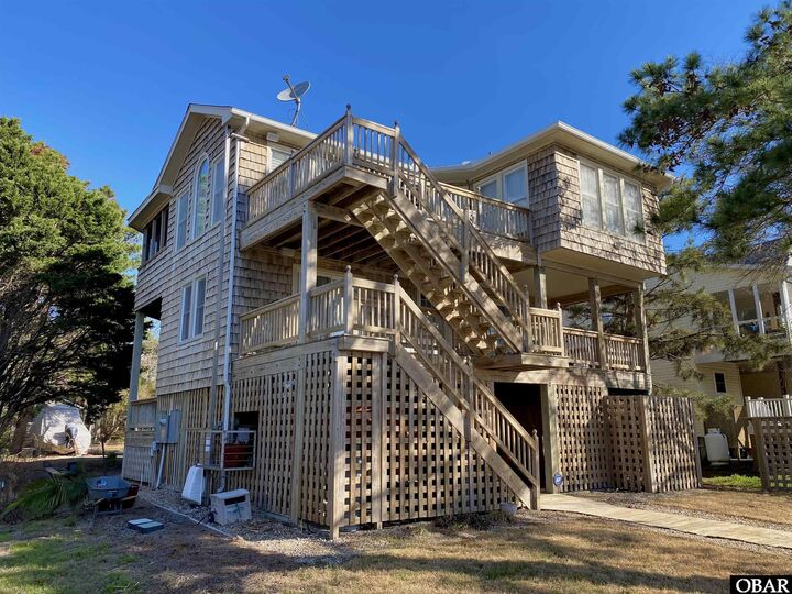 Property Photo:  139 Roanoke Drive  NC 27948 