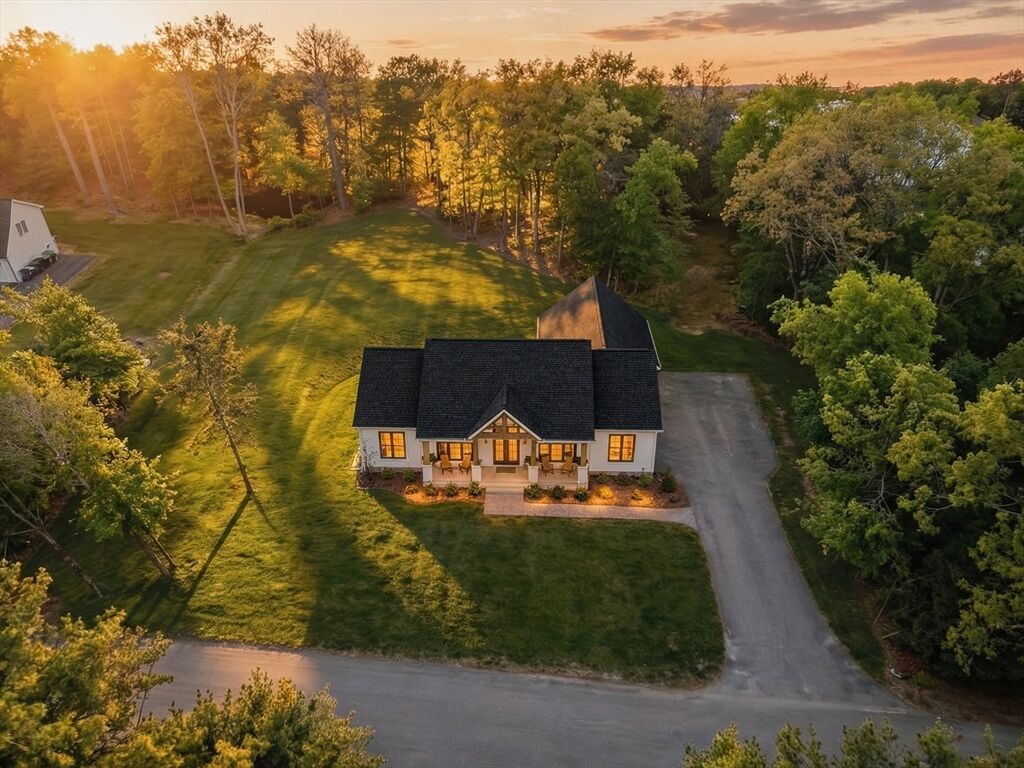Property Photo:  3 Linda Drive  MA 01473 