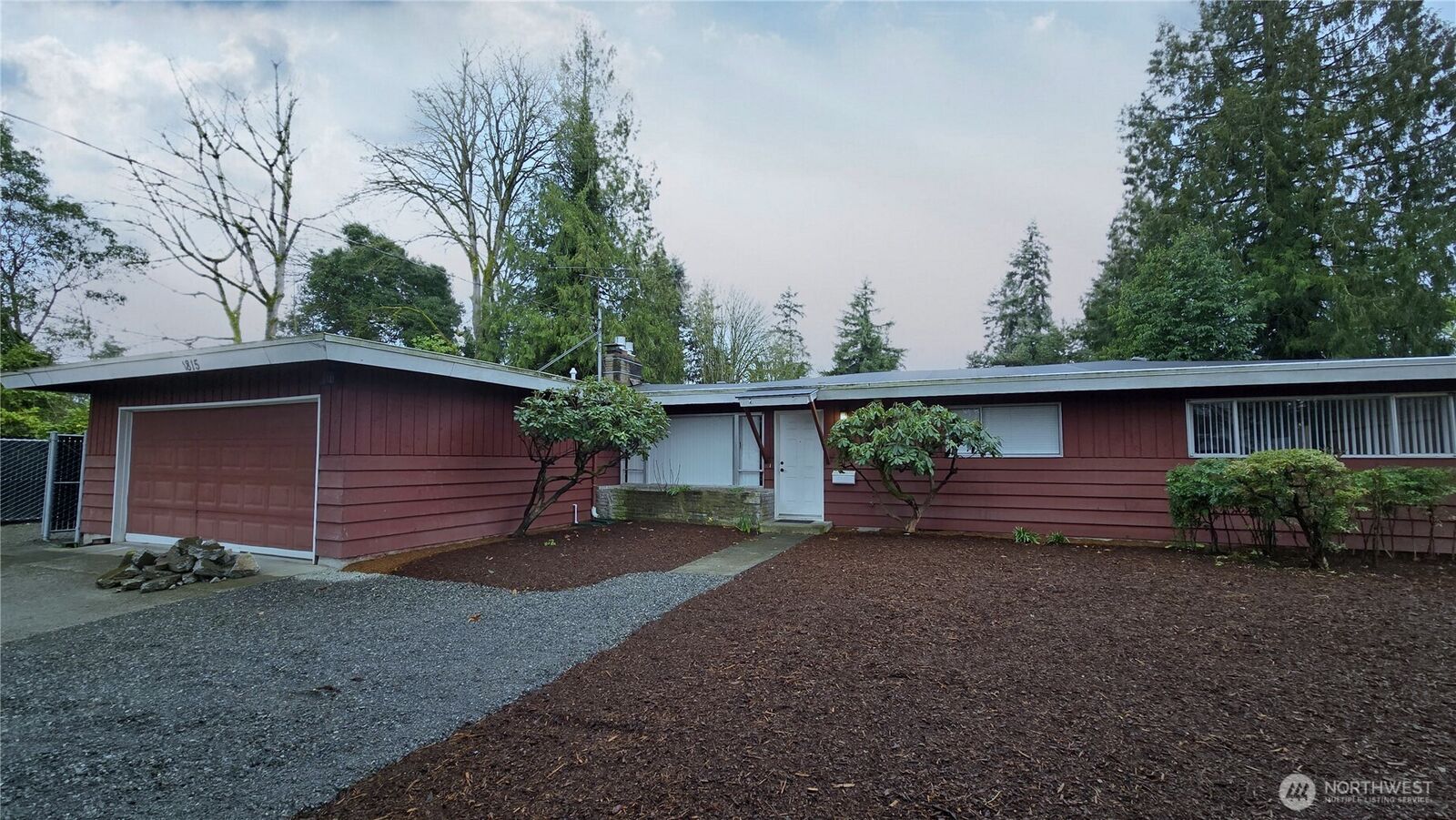 Property Photo:  1815  116th Avenue NE  WA 98004 