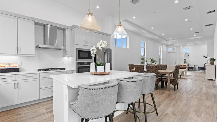 Property Photo:  232 SE Via Sangro  FL 34952 