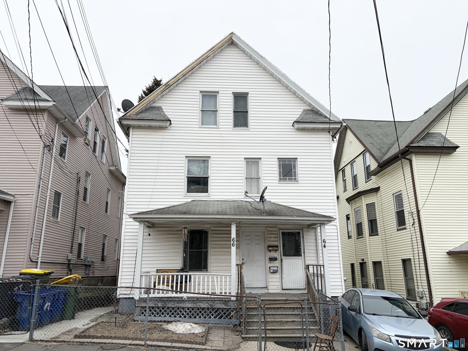 Property Photo:  64 South Street  CT 06706 