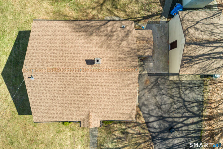 Property Photo:  6 Saunders Lane  CT 06712 