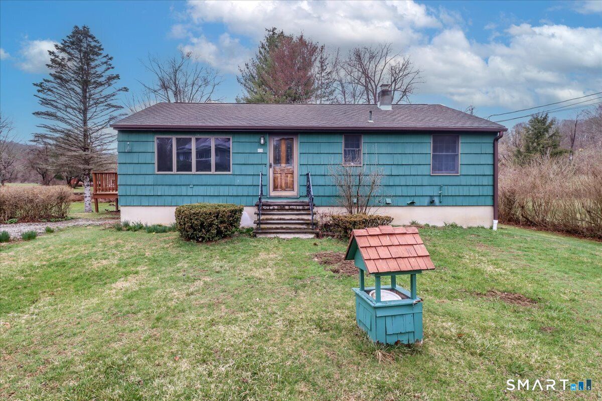 Property Photo: 10 Bonnybrook Drive CT 06776