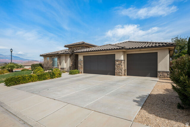 Property Photo:  3114 E Seegmiller Dr  UT 84790 