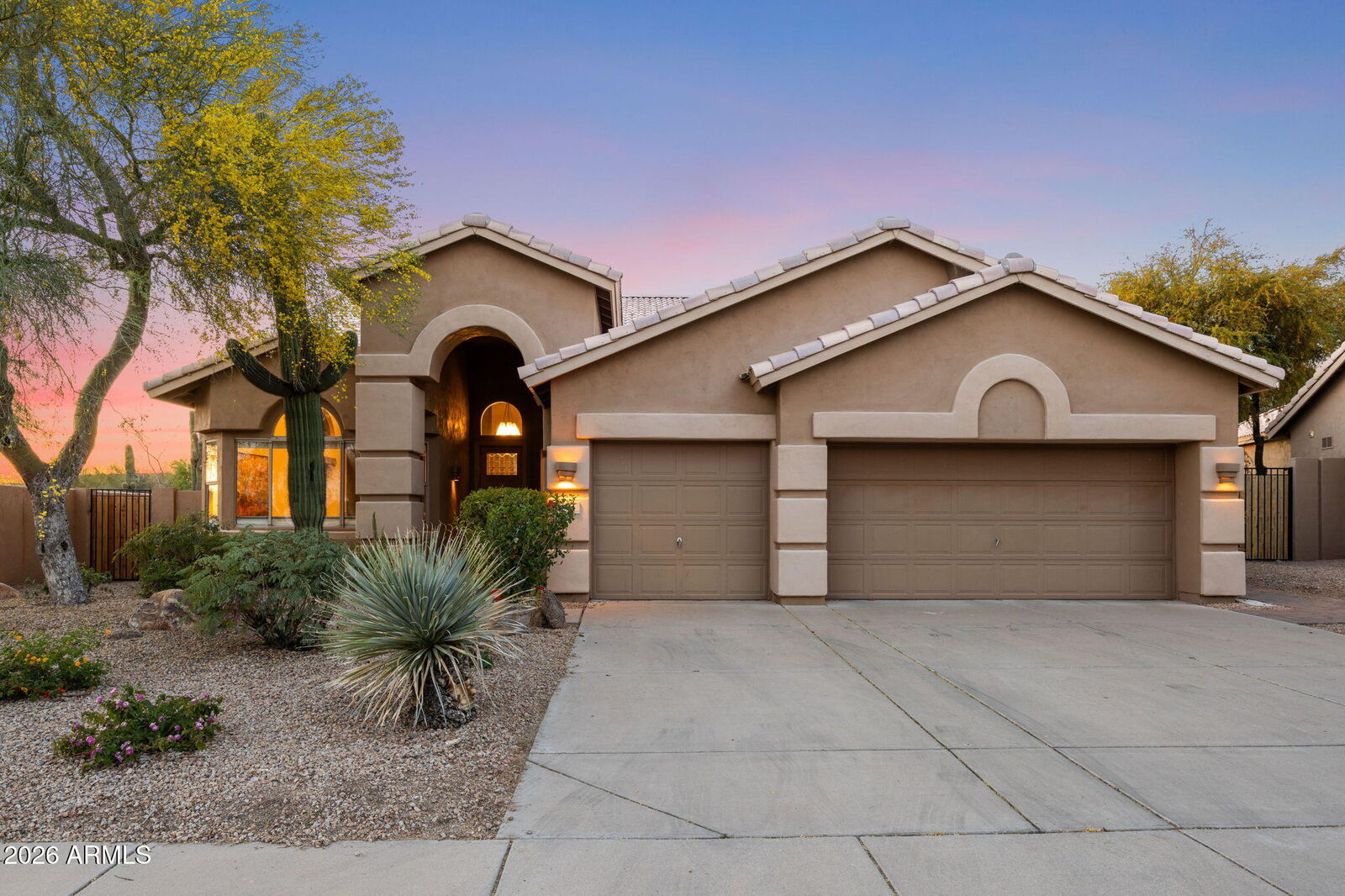 Property Photo:  7414 E Whistling Wind Way  AZ 85255 