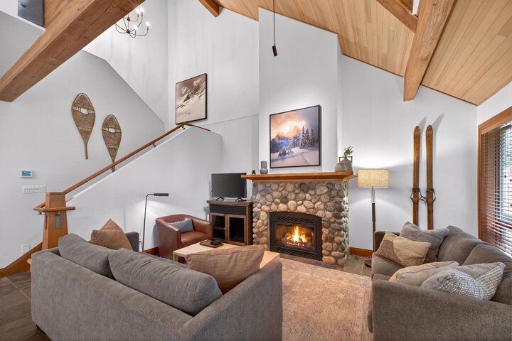 Property Photo: 4747 Settebello Drive A/B BC V8E 0Z4