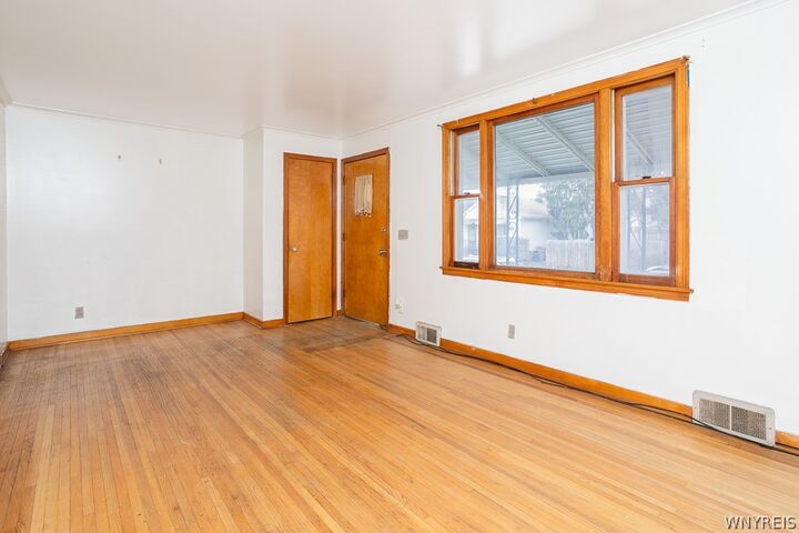 Property Photo:  47 Hedwig Avenue  NY 14211 