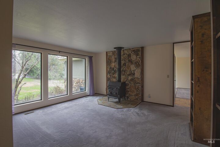 Property Photo:  2465 Center Avenue  ID 83661 