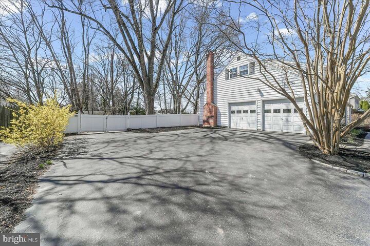 Property Photo:  205 Garnet Lane  PA 19086 