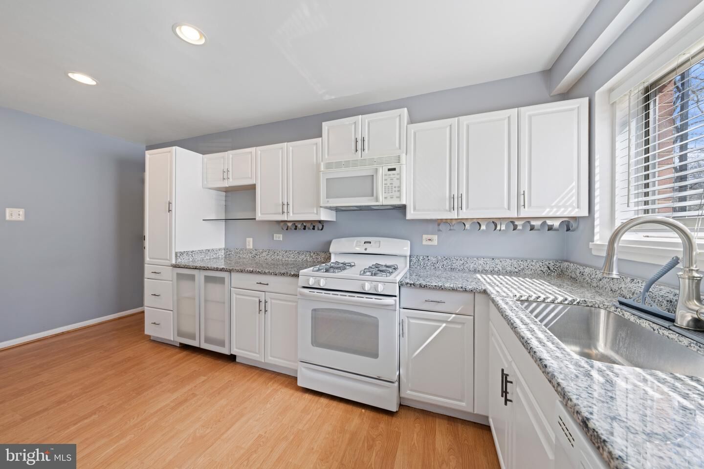 Property Photo: 10620 Weymouth Street 1 MD 20814