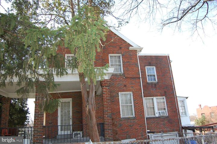 Property Photo: 5328 Kansas Avenue NW DC 20011