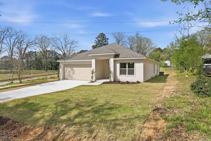 Property Photo:  15112 Jason Drive  AR 72002 